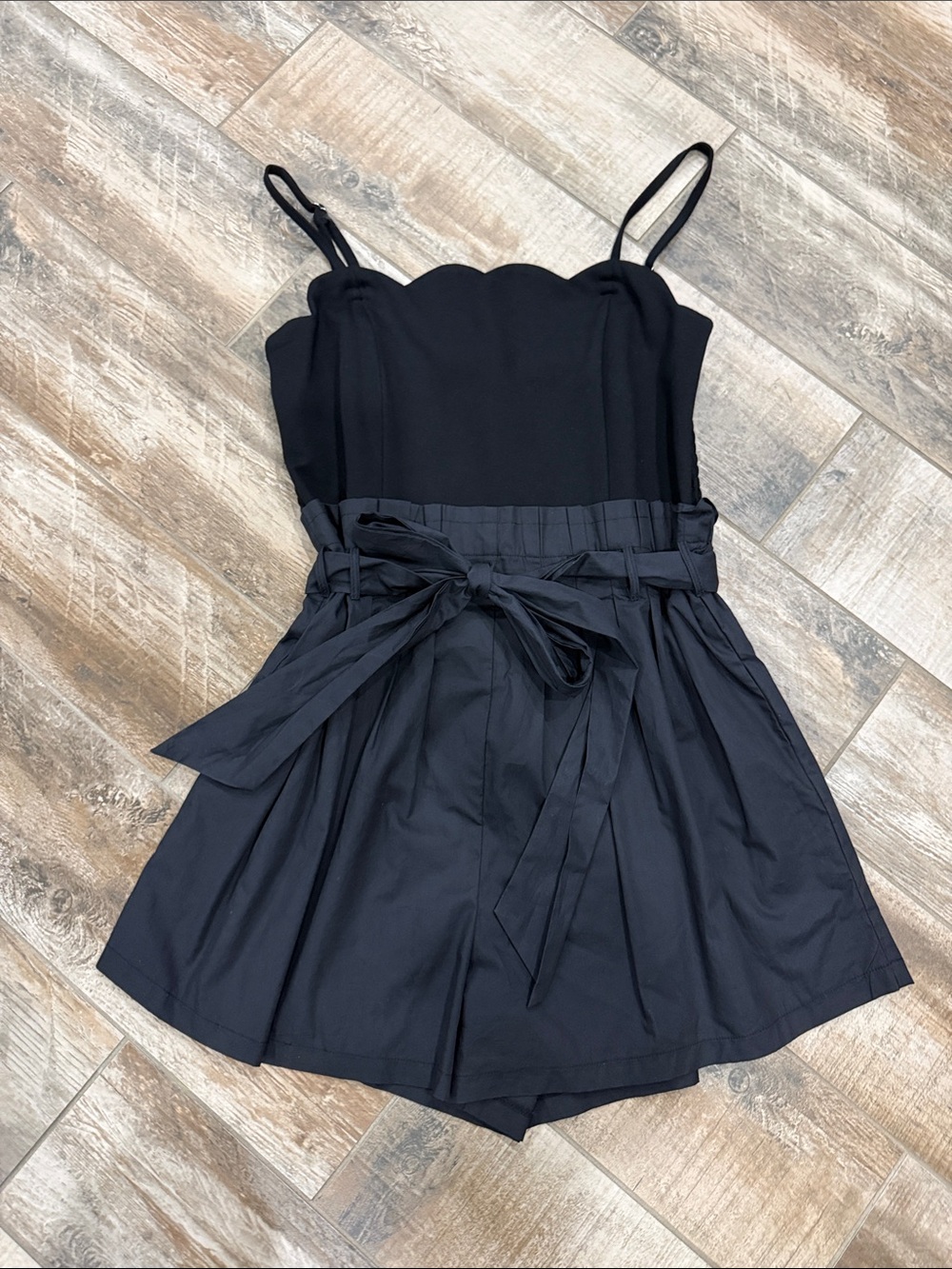 entro Black Scalloped Neck Tie-Waist Romper